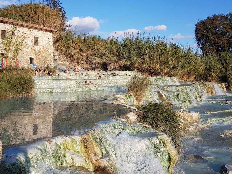 Il Poggio Da Leo Apartment Capanne Bagian luar foto