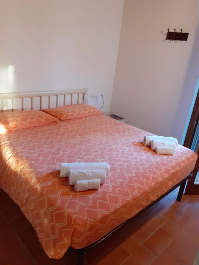 Il Poggio Da Leo Apartment Capanne Bagian luar foto